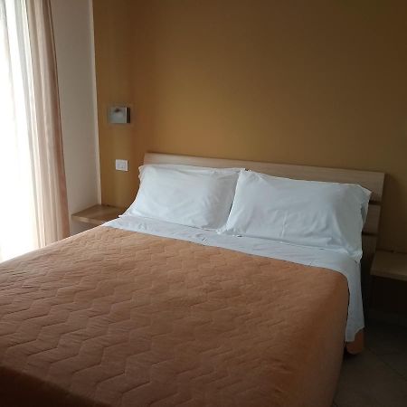 Residence Ilario Suite Hotel Riccione Eksteriør billede