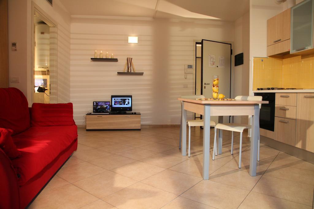 Residence Ilario Suite Hotel Riccione Værelse billede