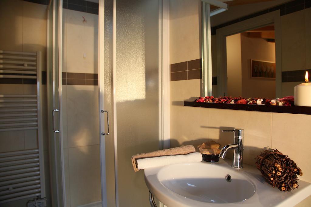 Residence Ilario Suite Hotel Riccione Værelse billede