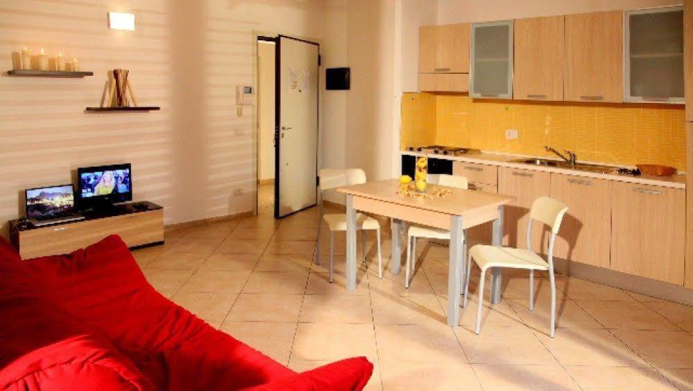 Residence Ilario Suite Hotel Riccione Eksteriør billede