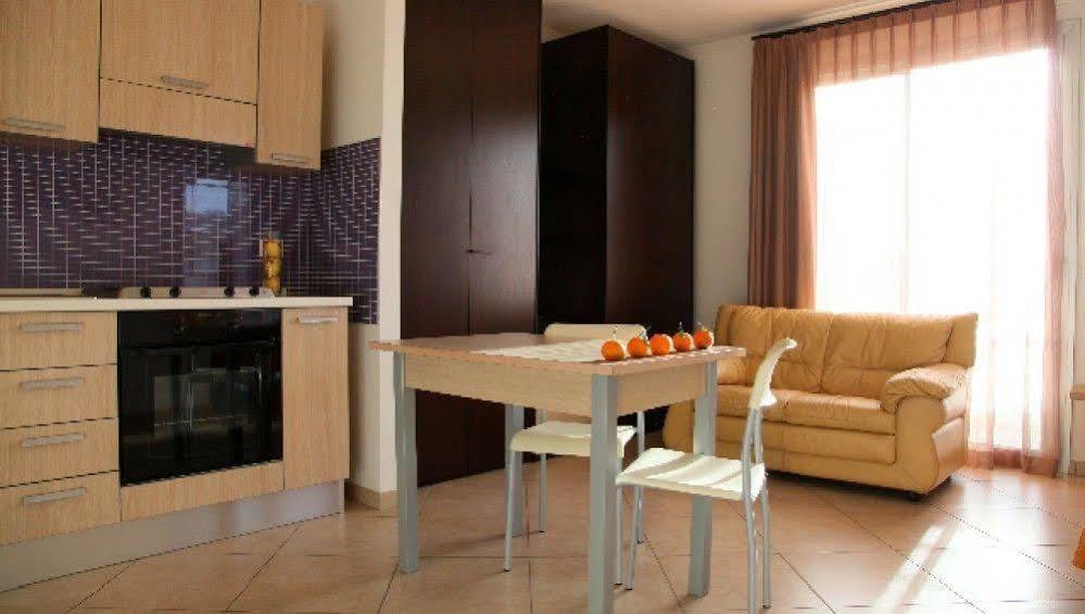 Residence Ilario Suite Hotel Riccione Eksteriør billede