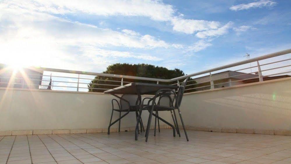 Residence Ilario Suite Hotel Riccione Eksteriør billede